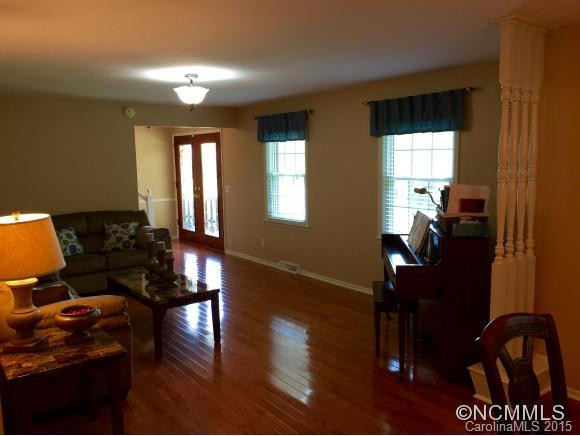697 Wilson Valley Drive - Photo 9