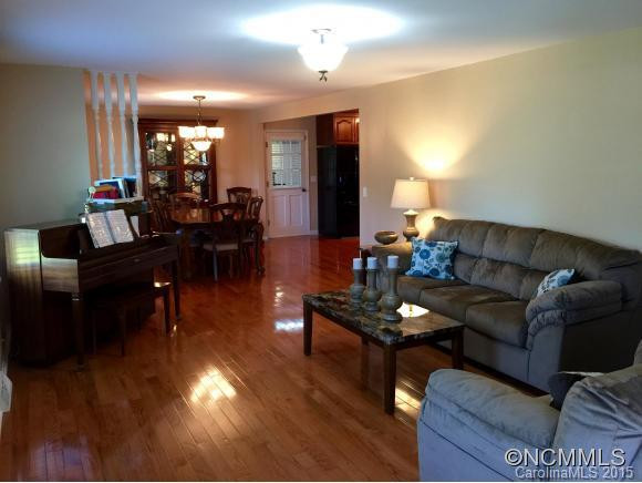 697 Wilson Valley Drive - Photo 10