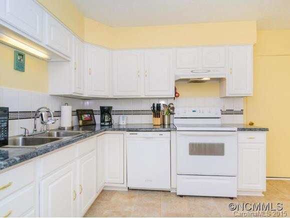 6 Pine Grove Court - Photo 8