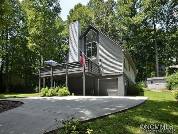 4 WILDWOOD CIRCLE