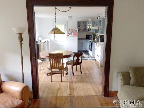 146 Fairfax - Photo 8