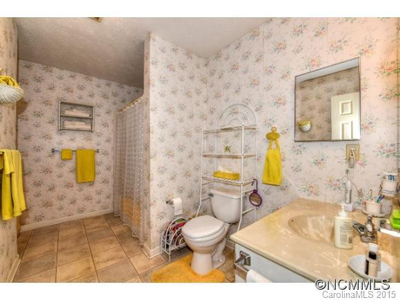 617 Apple Tree Court - Photo 13