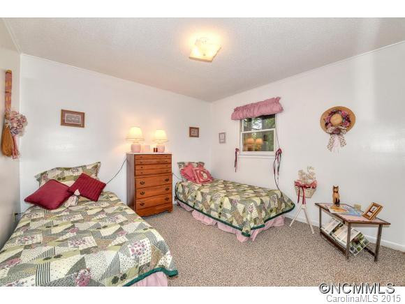 617 Apple Tree Court - Photo 16
