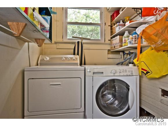 107 Young Street - Photo 11