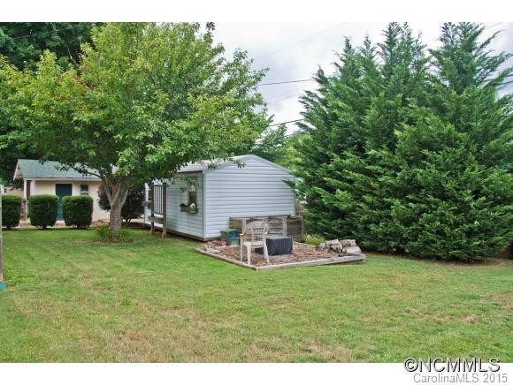 107 Young Street - Photo 21