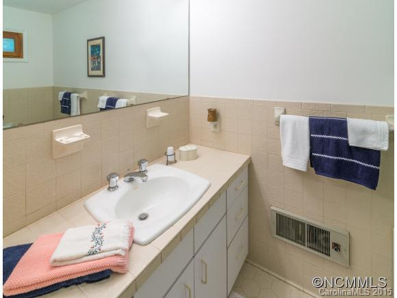 306 View Street - Photo 19