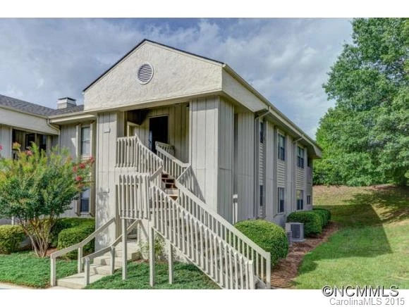 1206 Abbey Circle
