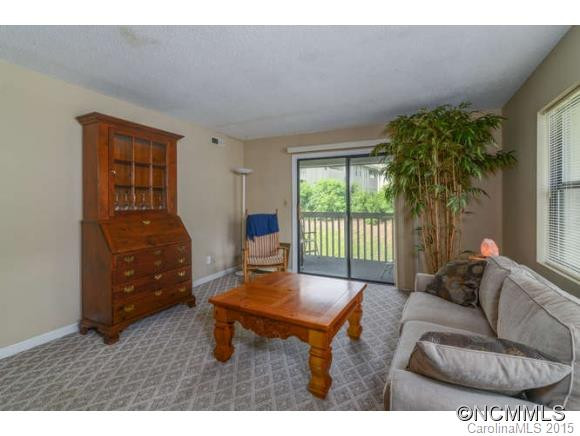 1206 Abbey Circle - Photo 11
