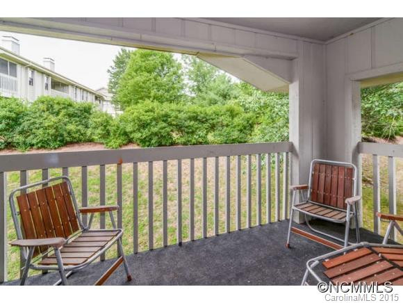 1206 Abbey Circle - Photo 12