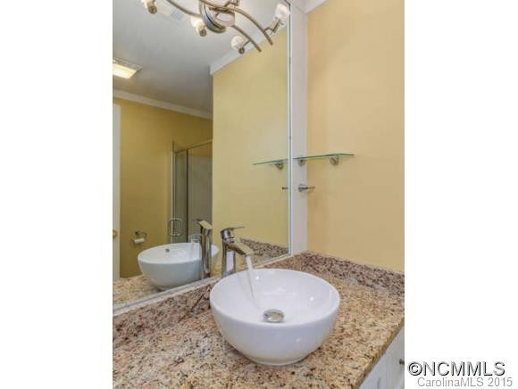 1206 Abbey Circle - Photo 17