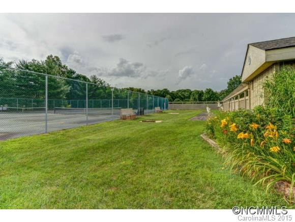 1206 Abbey Circle - Photo 23