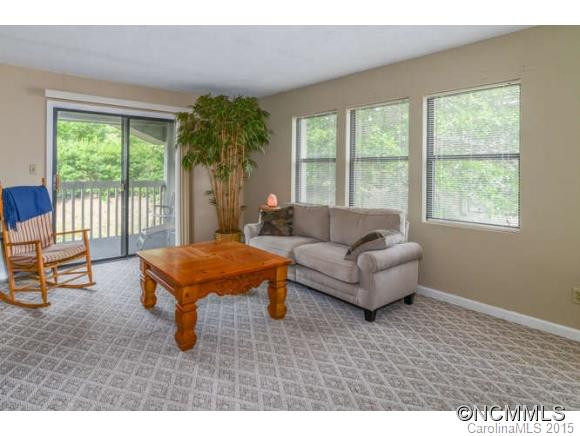 1206 Abbey Circle - Photo 9