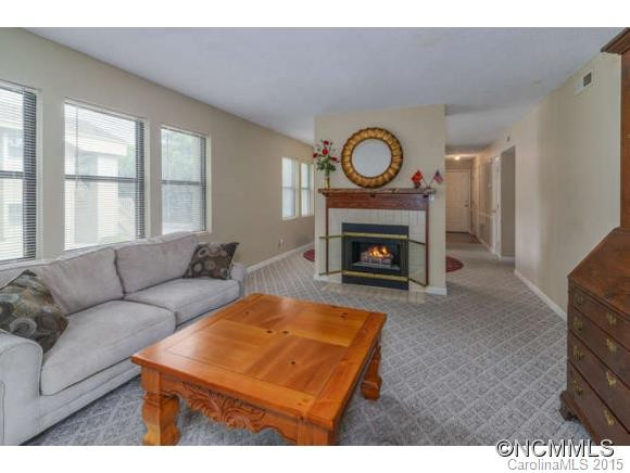 1206 Abbey Circle - Photo 10