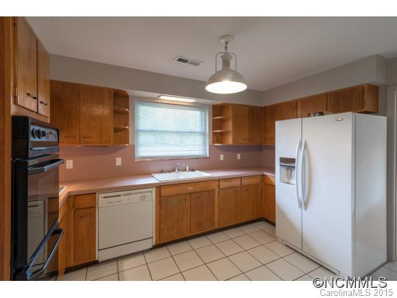 812 Hiawassee Ave - Photo 9