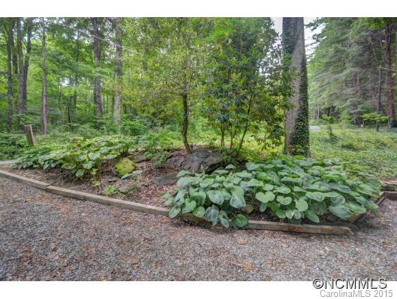 310 Dogwood Drive - Photo 2