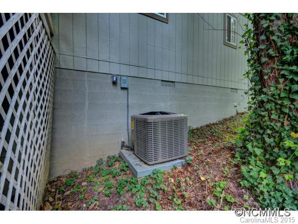 310 Dogwood Drive - Photo 4