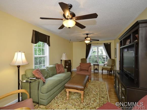 18 Mallory Meadows Court - Photo 4