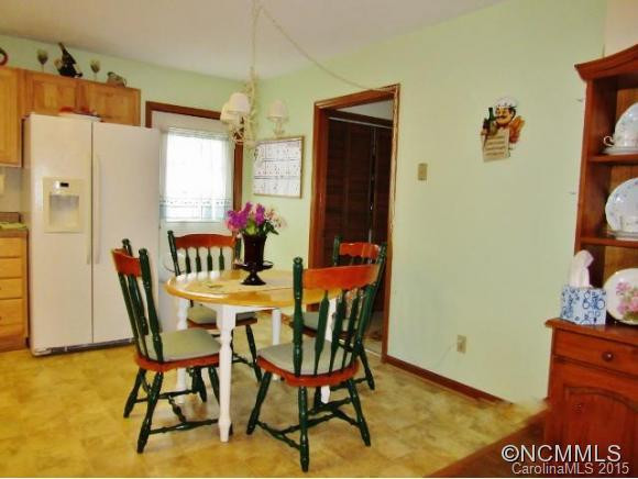 708 Shadywood Lane - Photo 8