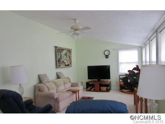 708 Shadywood Lane - Photo 10