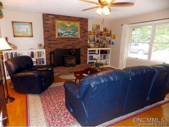 3046 Willow Road - Photo 6