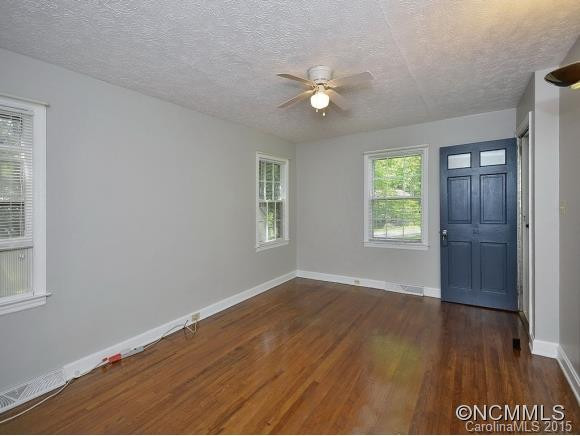 115 WALNUT ST - Photo 6