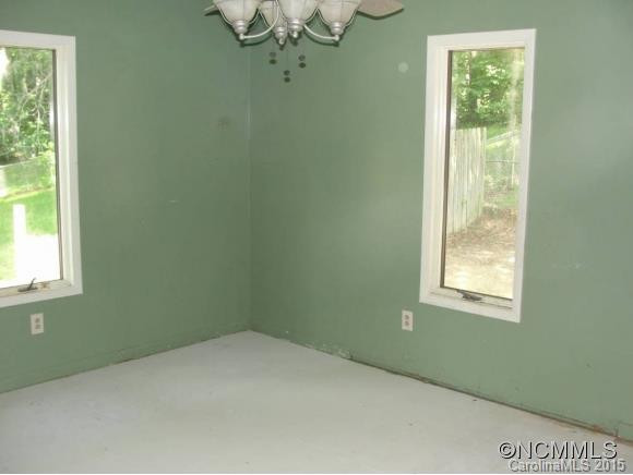 83 Lakeside Drive - Photo 5