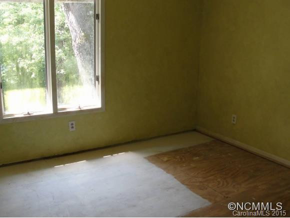 83 Lakeside Drive - Photo 6