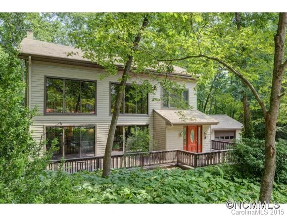 10 Oak Knoll Drive