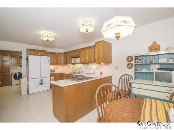 10 Oak Knoll Drive - Photo 14