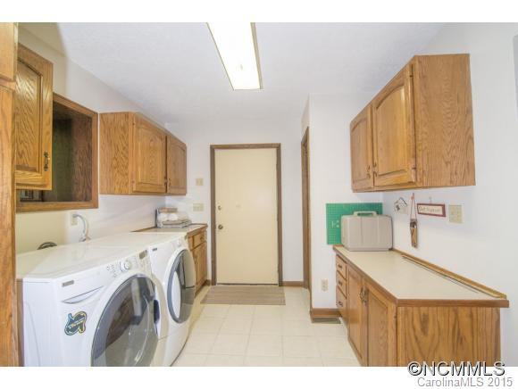 10 Oak Knoll Drive - Photo 15