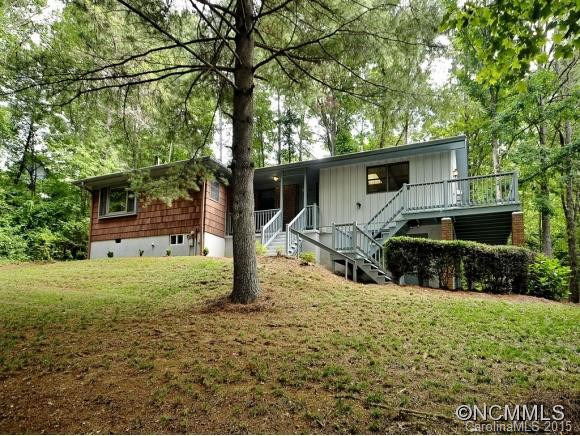 38 APPLE CREEK LANE
