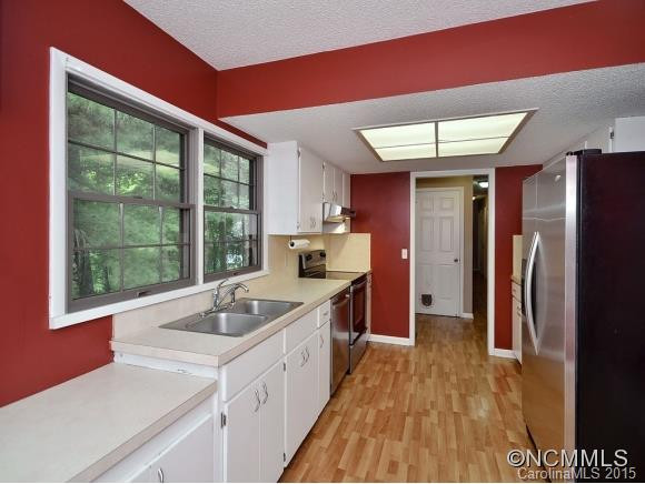 38 APPLE CREEK LANE - Photo 3