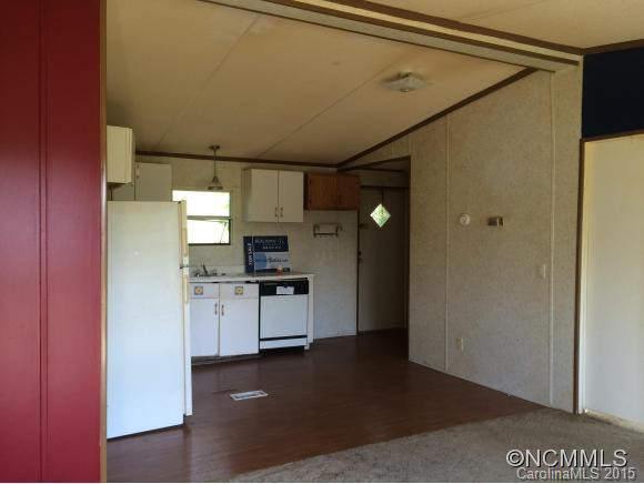 21 ANDREA DR - Photo 2