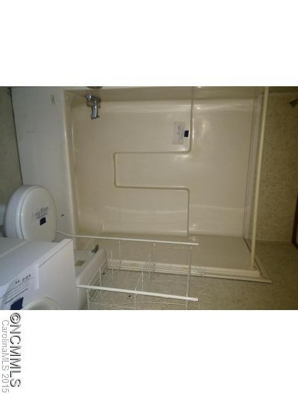 21 ANDREA DR - Photo 3