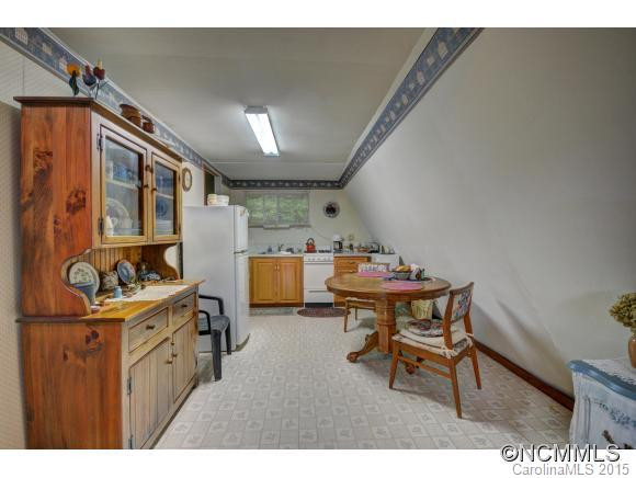 76 Chateau Lane - Photo 6