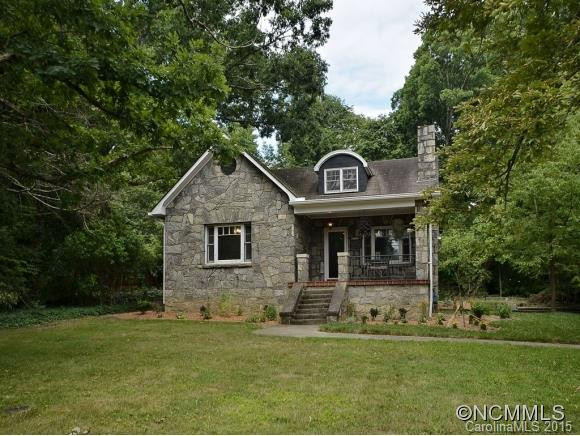 919 HENDERSONVILLE RD
