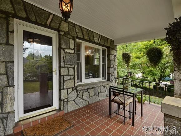 919 HENDERSONVILLE RD - Photo 3