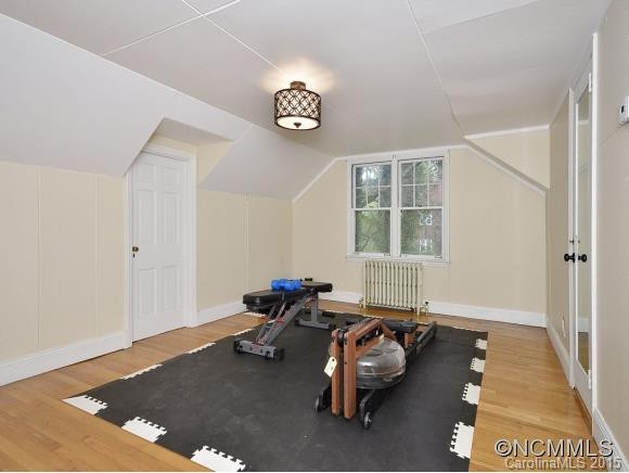 919 HENDERSONVILLE RD - Photo 21