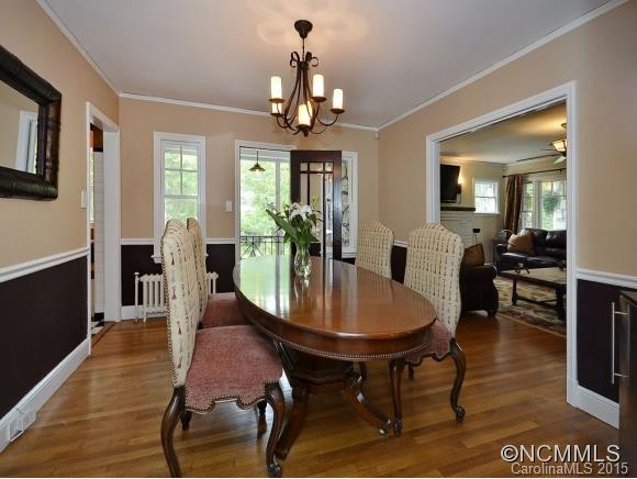 919 HENDERSONVILLE RD - Photo 7