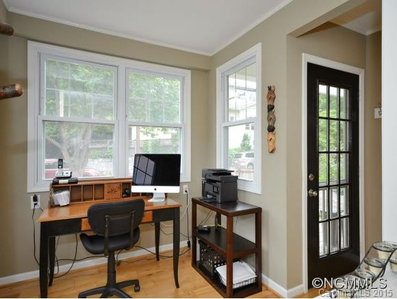 16 NORWOOD AVE - Photo 5