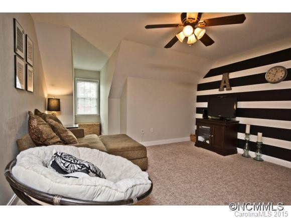 14 Foggy Glen Dr - Photo 18