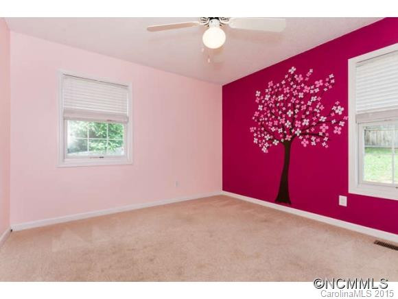 18 Dogwood Ridge Road - Photo 13