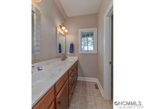142 Lindsley Court - Photo 16