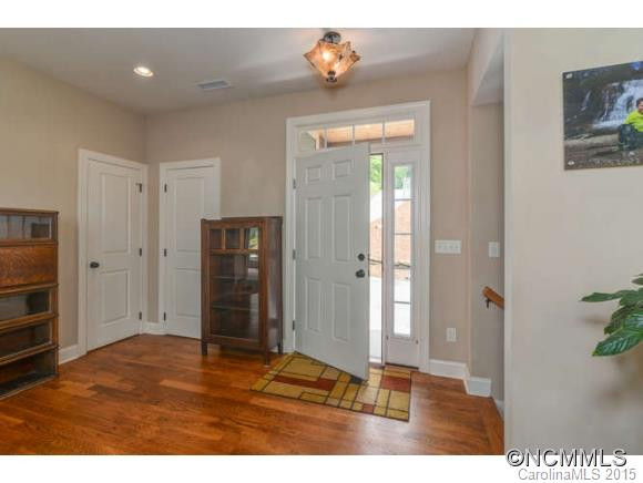 142 Lindsley Court - Photo 3