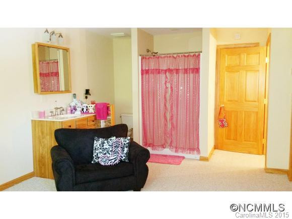30 Spring Hill Drive - Photo 17
