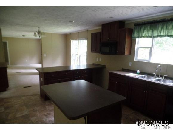 822 Maple Springs Drive - Photo 3