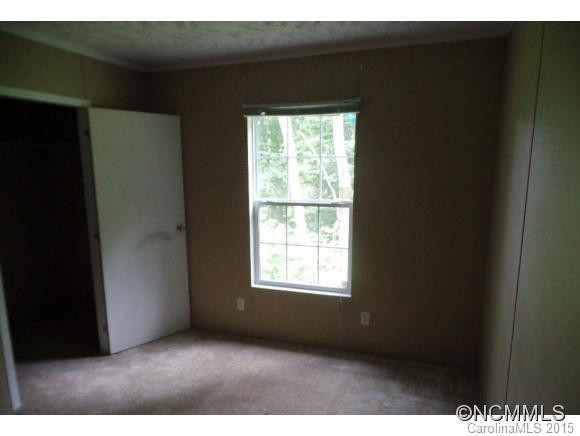 822 Maple Springs Drive - Photo 8