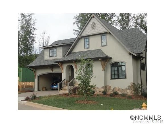 22 Chantilly Drive