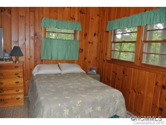 2052 Crabtree Road - Photo 5