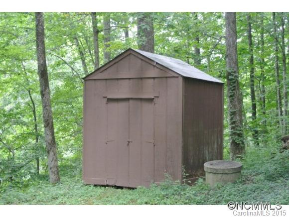 2052 Crabtree Road - Photo 9